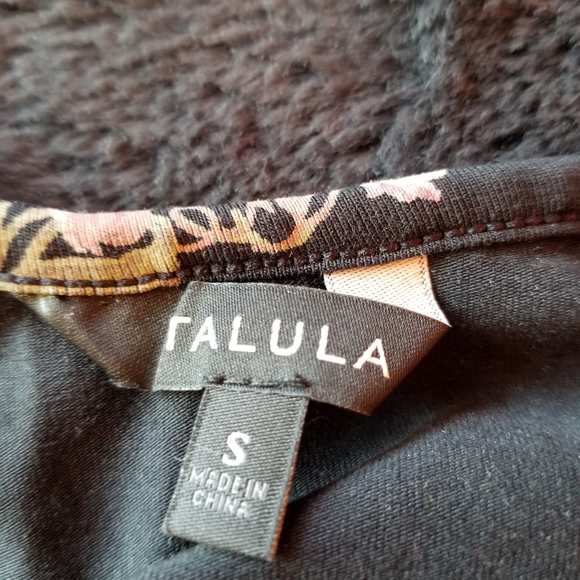 Aritzia Talula Floral Bodycon Mini Dress - Picture 7 of 7